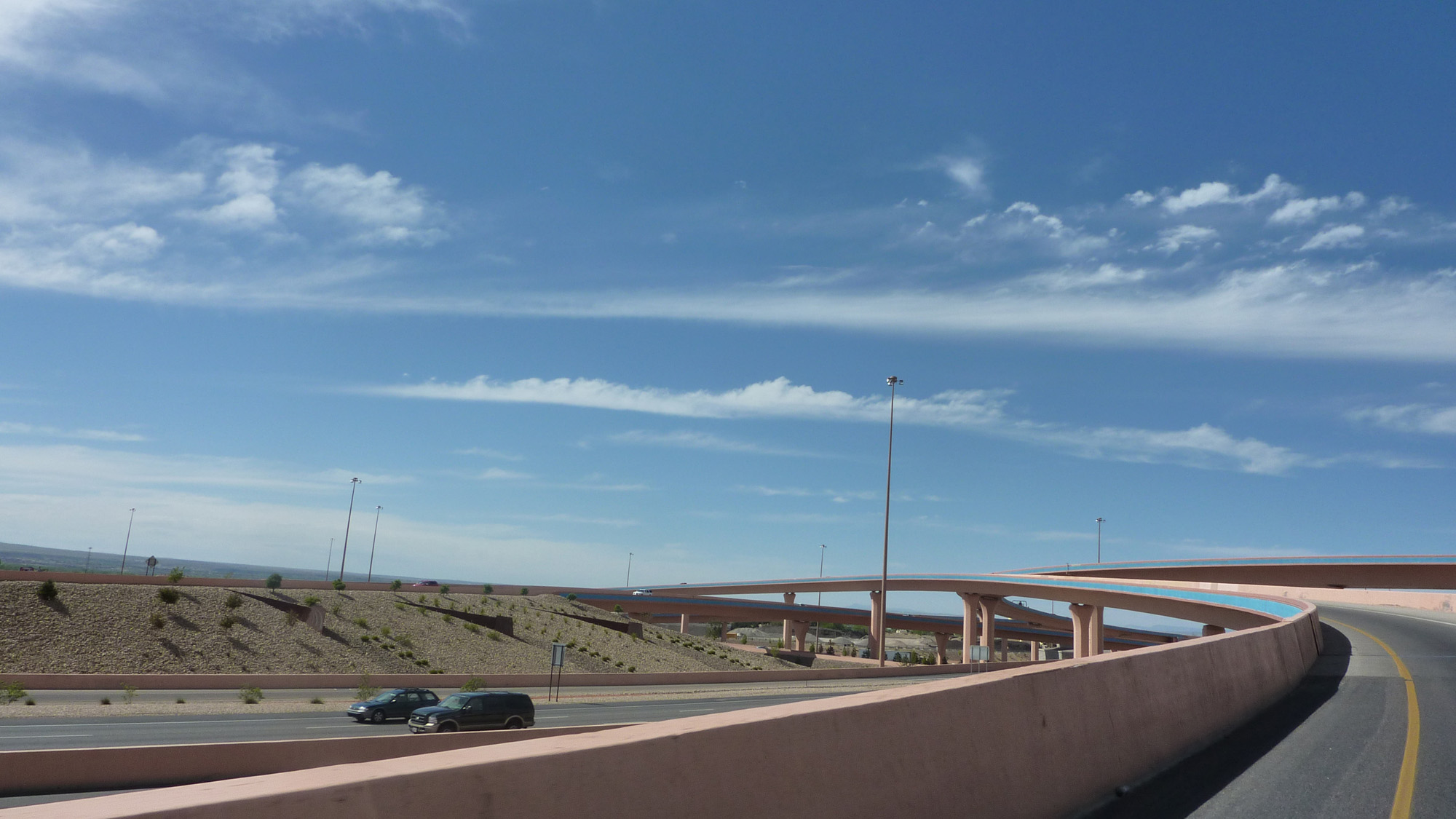 8797048-P1010976